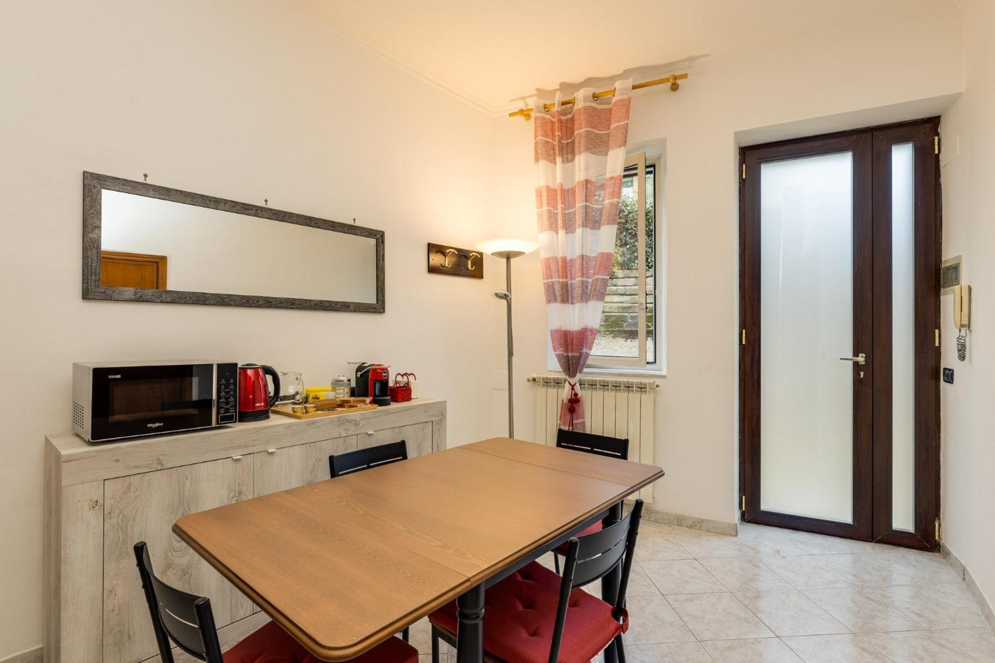 La Casetta Di Naty โรม ภายนอก รูปภาพ